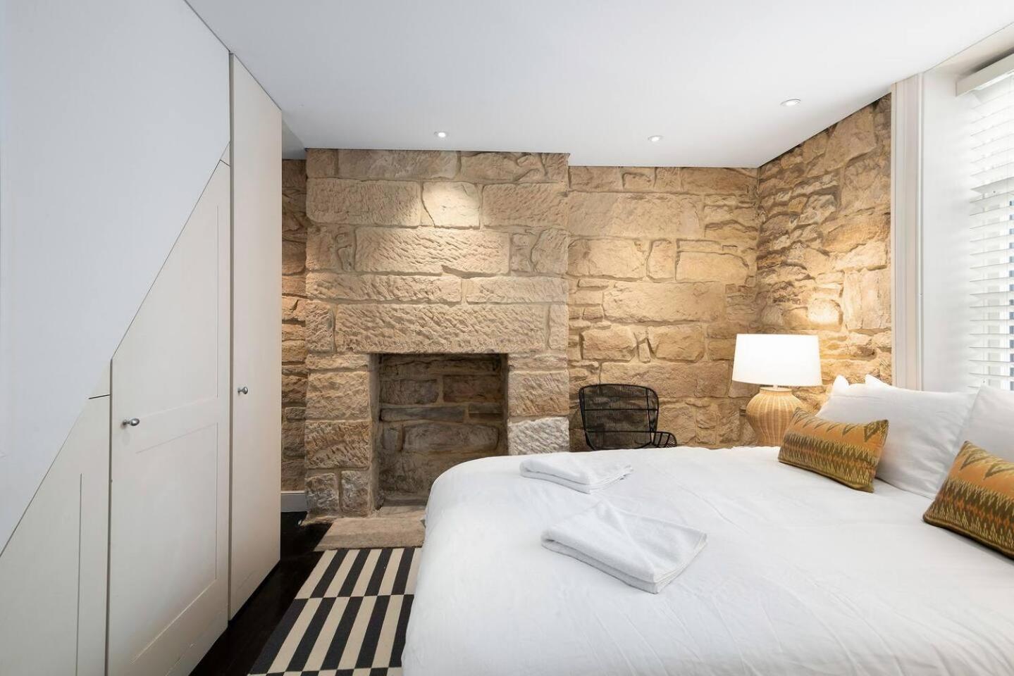 Elegant Paddington Sandstone With Parking Holiday home Sydney