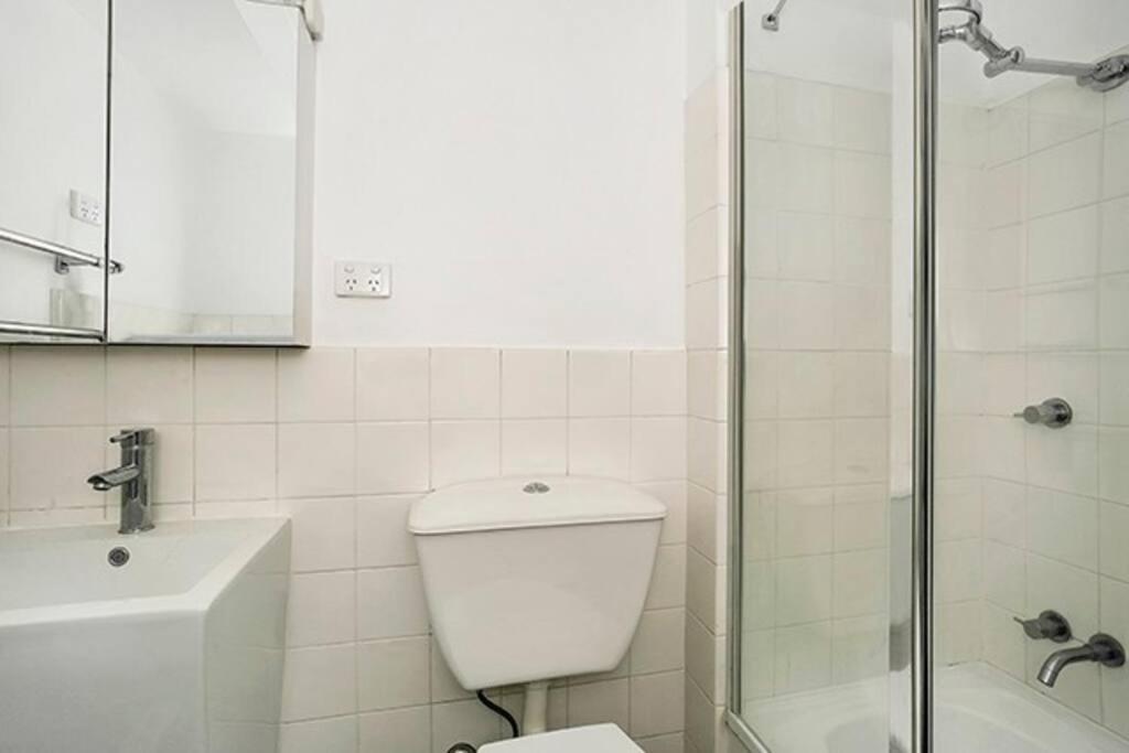 Rand3 - Cosy - Great Location, Easy Cbd Access *
