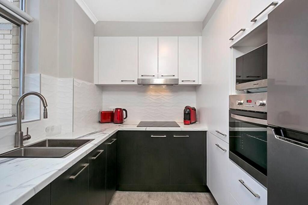 Rand3 - Cosy - Great Location, Easy Cbd Access * Sydney