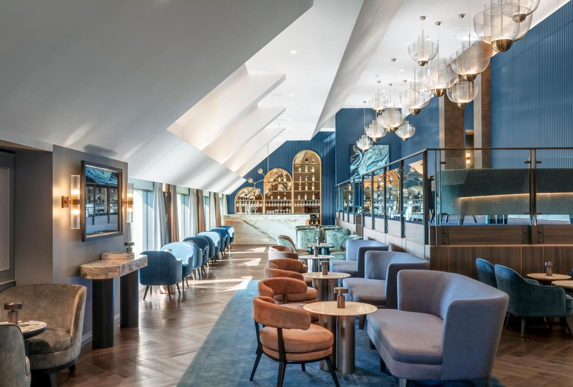 Intercontinental By Ihg 5*