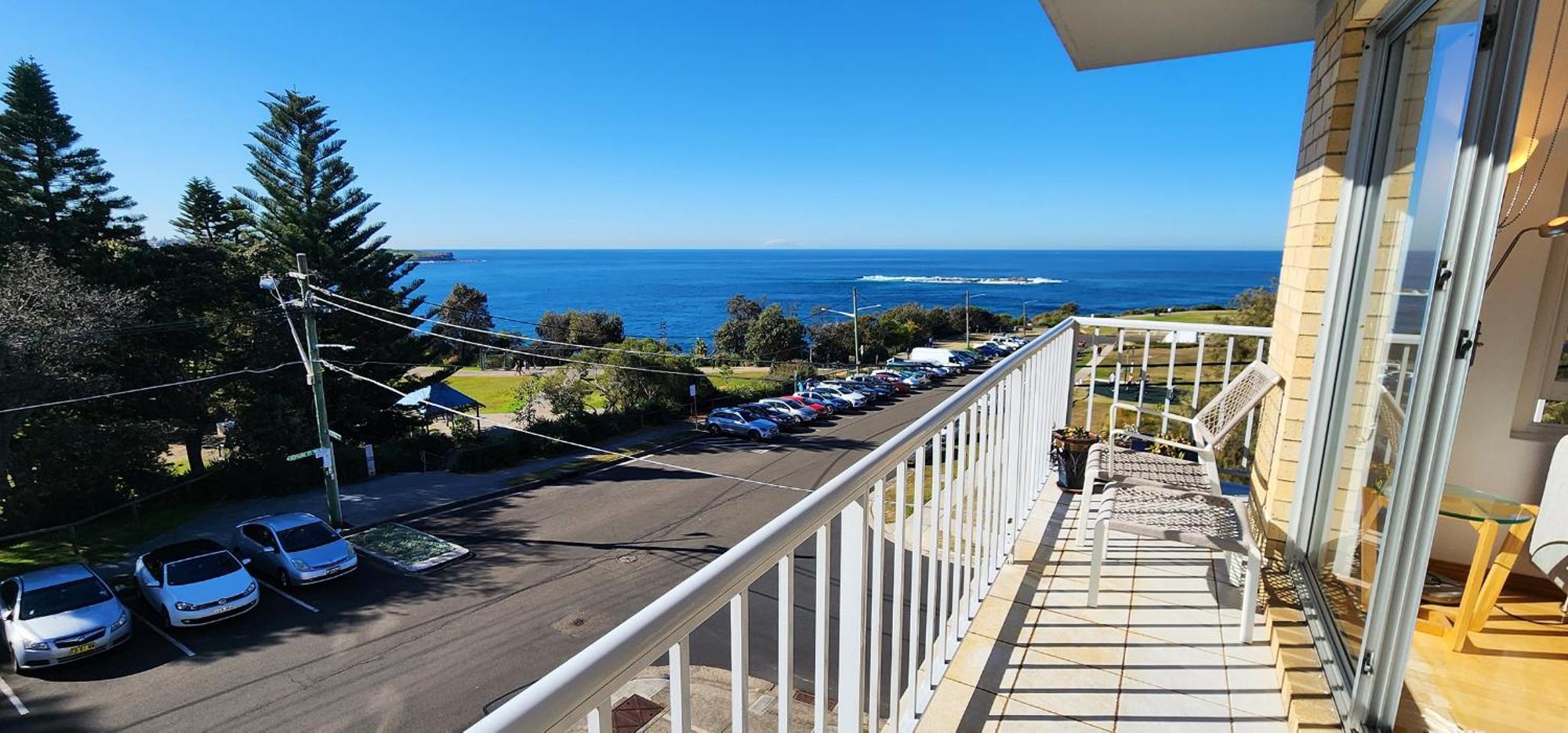 Watch The Sunrise Over Coogee 2 Bedrooms+garage * Sydney