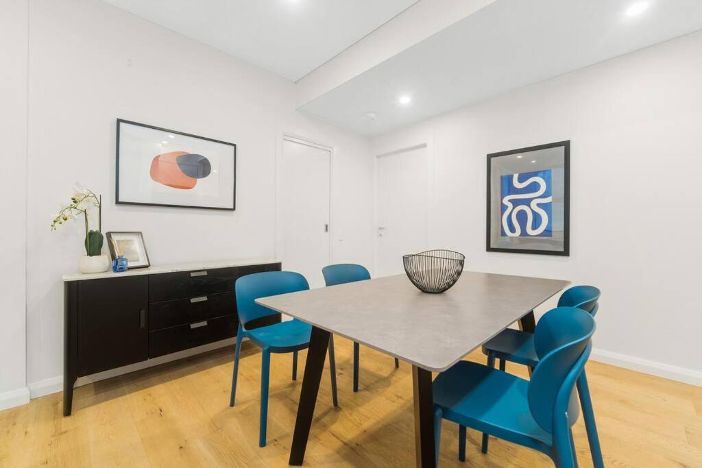 Apartment Blue Nest 2b2b Modern