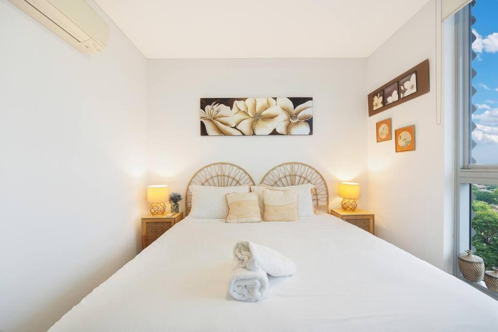 Lovely With Pool In Zetland *