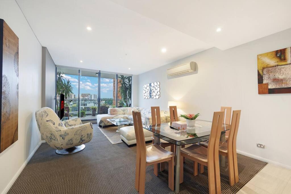 Lovely With Pool In Zetland Apartment *