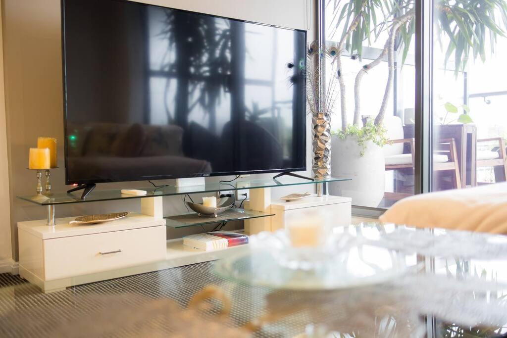 Lovely With Pool In Zetland Apartment Sydney