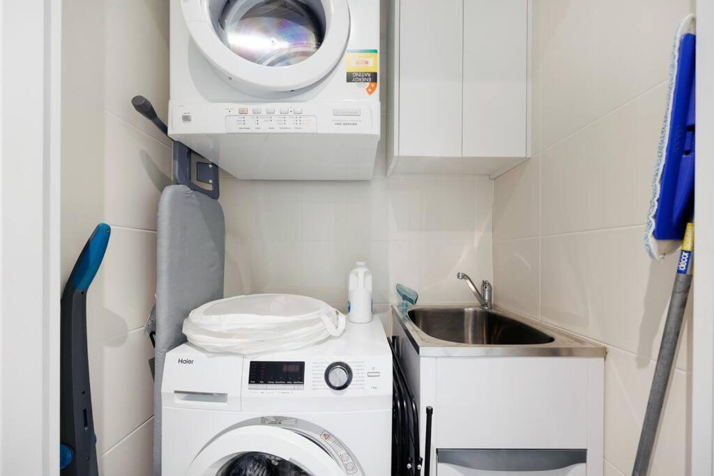 Apartment Lovely With Pool In Zetland *