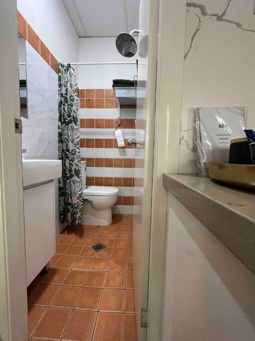 Apartment Comfortable Studio+free Parking For Small Car *