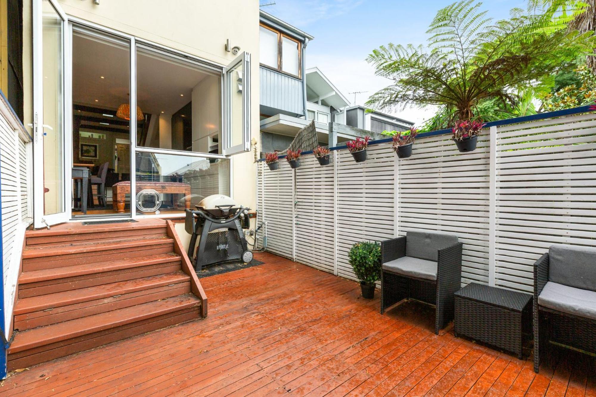 Holiday home Elegant 1-bed With Study By Balmain Wharf