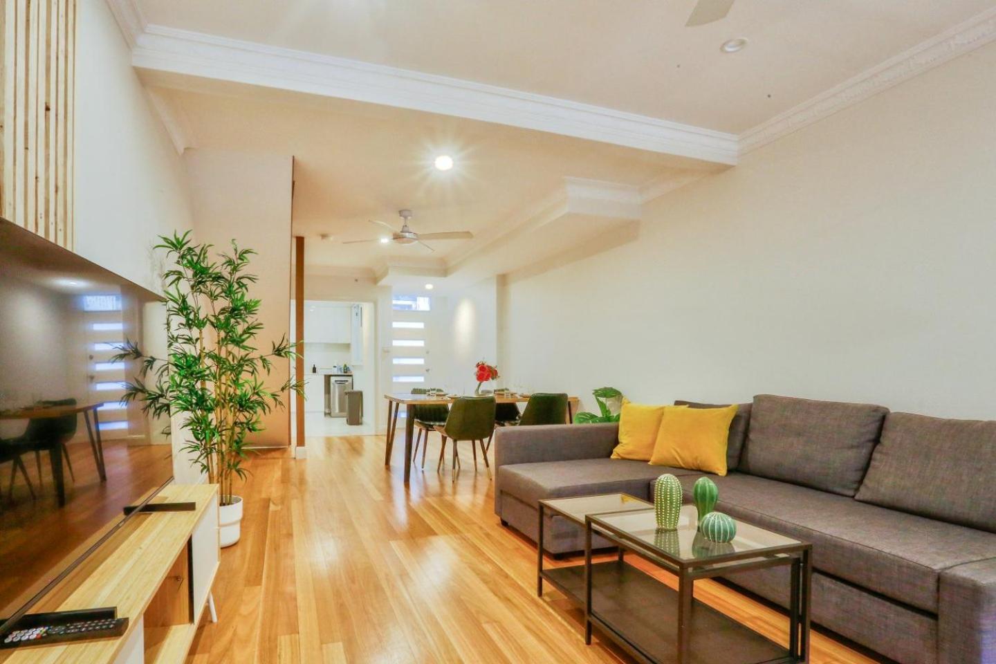 Vibrant 3 Bedroom House Darlinghurst 2 E-bikes Included
