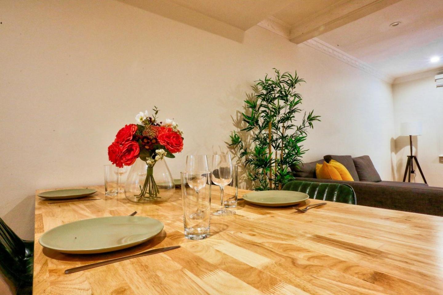 Holiday home Vibrant 3 Bedroom House Darlinghurst 2 E-bikes Included