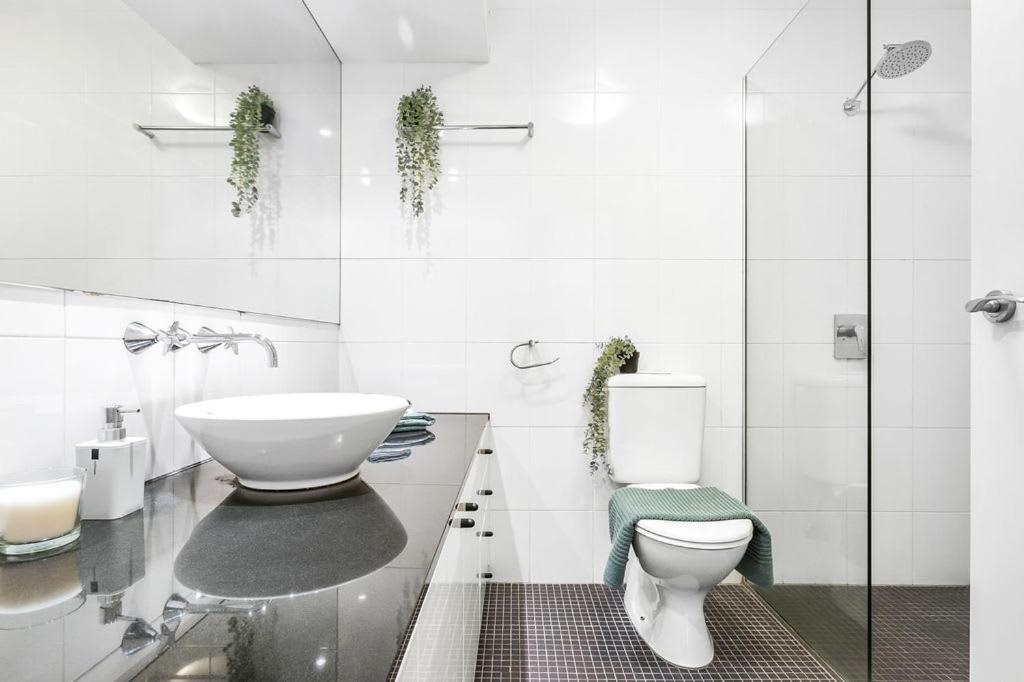 A Comfy Next To Darling Harbour Views Apartment *