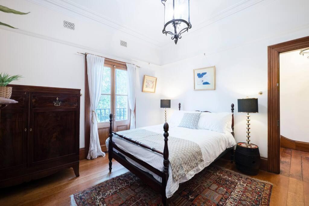 Chic Historical 3 Bedroom In The Rocks #l3 * Sydney