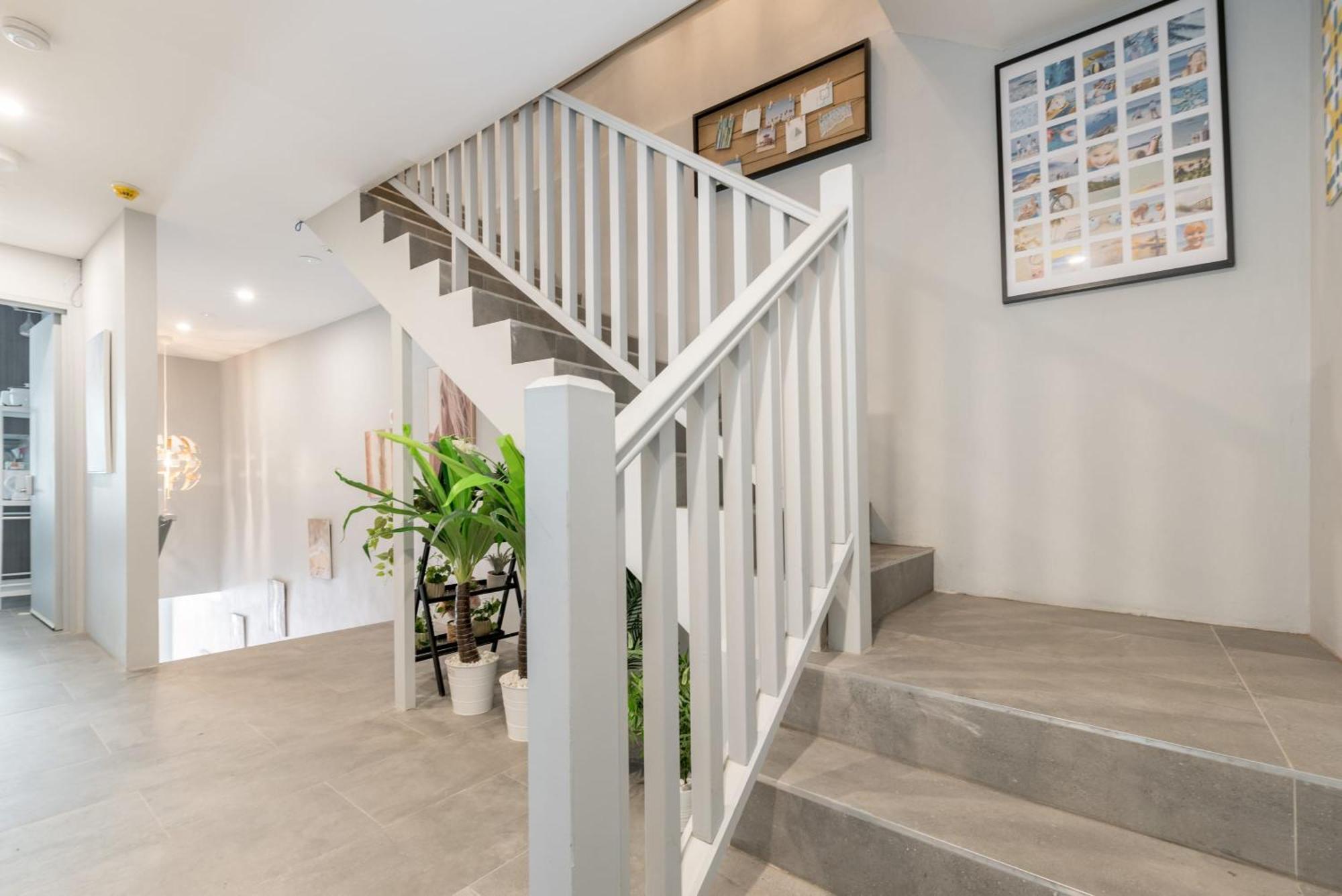 Guest house Modern Double - Ac - 1mins To - Nearby Hotspots Sydney