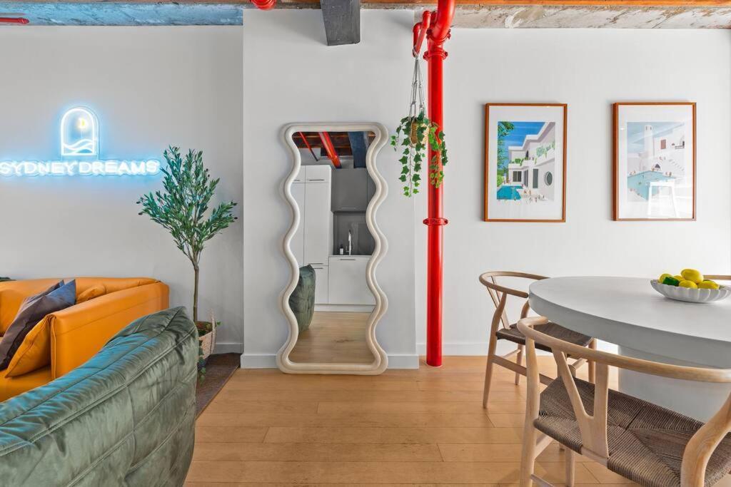 Quirky Loft By Dreams Apartment
