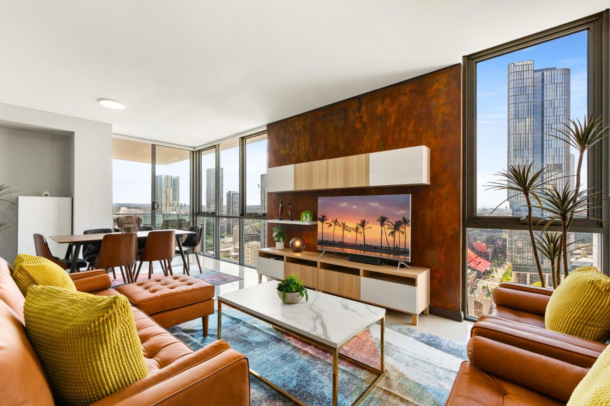 2-bed With Parking & Stunning Views * Sydney