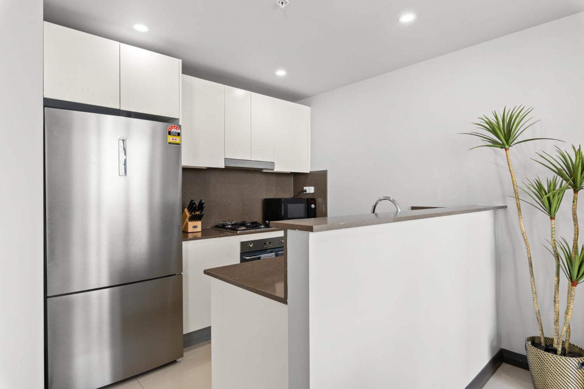 Apartment 2-bed With Parking & Stunning Views *