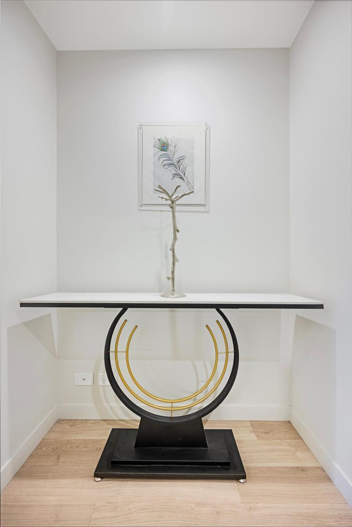 Cbd Center Gem Modern 1-bedroom Apartment