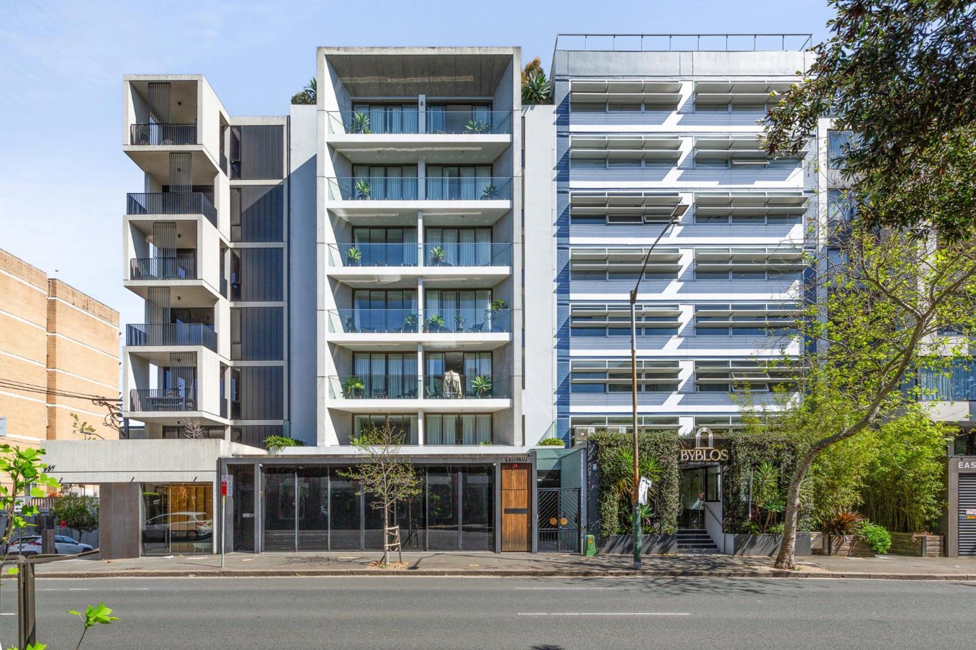 Modern 1-bed With Balcony In Bustling Surry Hills Apartment