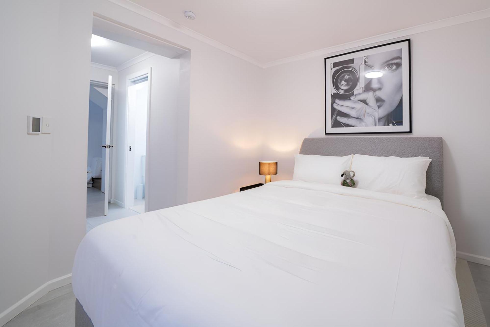 Elegant 3br -bondi Junction & Stunning Skyline Sydney