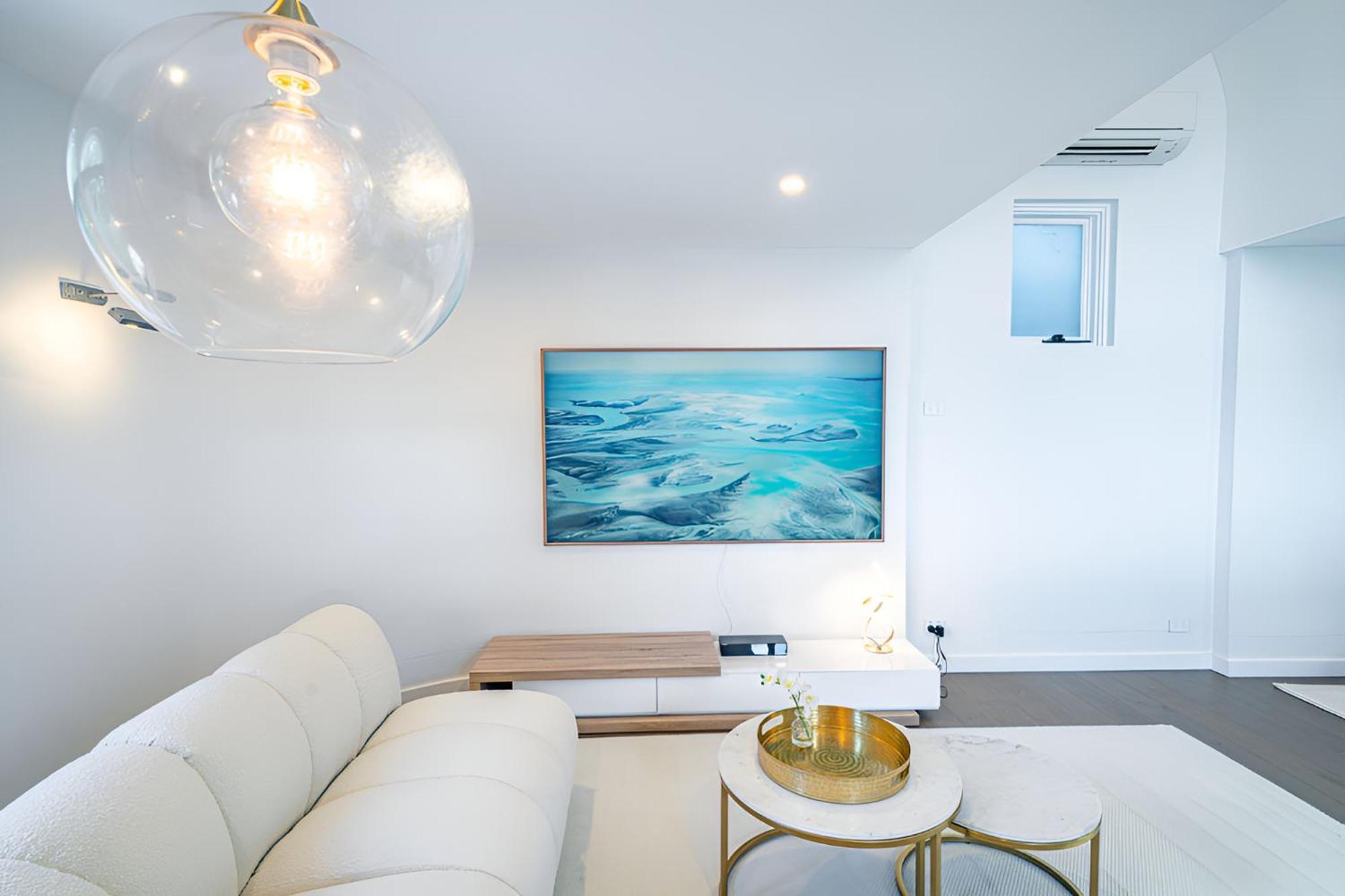 Elegant 3br -bondi Junction & Stunning Skyline * Sydney