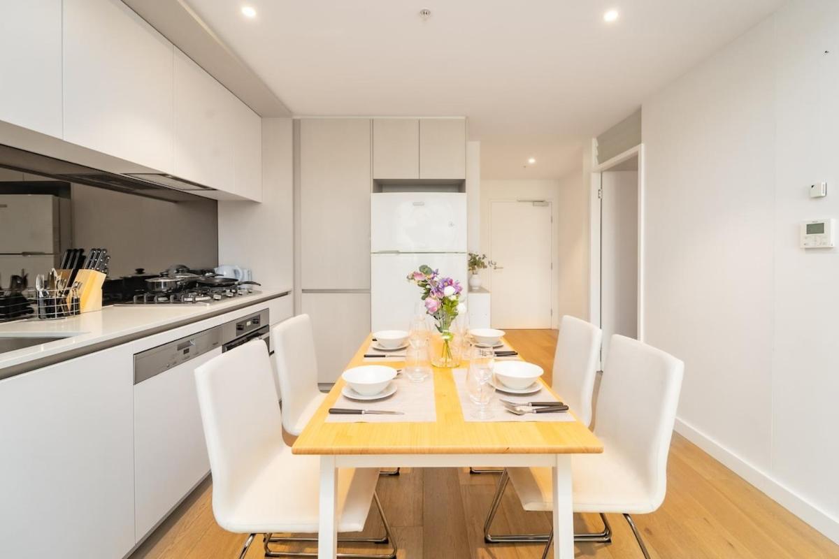 Cbd Lovely 2br With Pool Bbq Chinatown Icc * Sydney