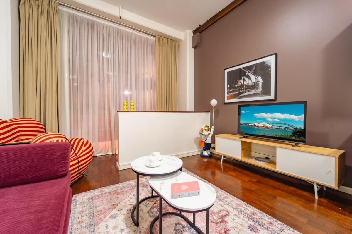 Cbd 1br With Pool Gym By Icc Chinatown Sydney