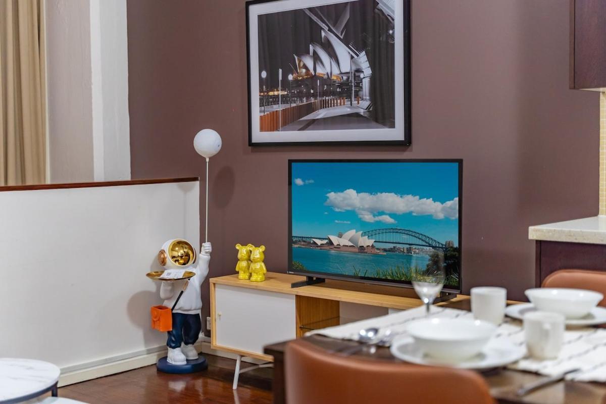 Cbd 1br With Pool Gym By Icc Chinatown * Sydney