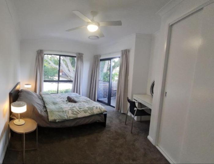 Apartment Cozy And Modern 3-bedroom *