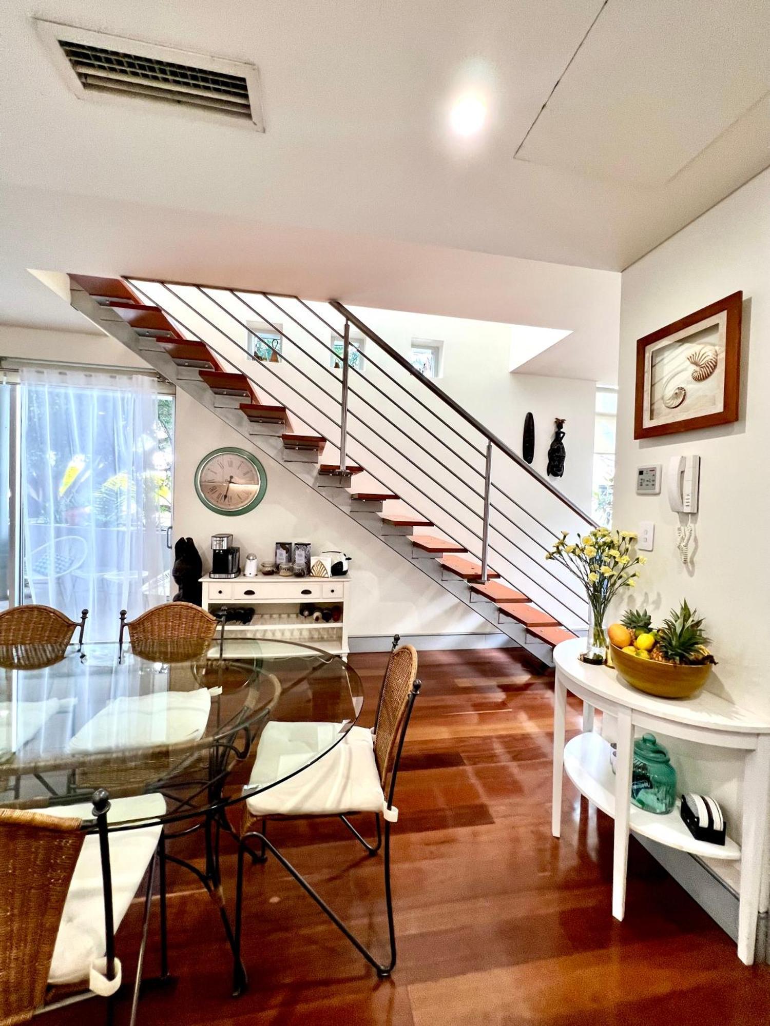 Guest house Modern Beachside Suite-just Steps From Bondi