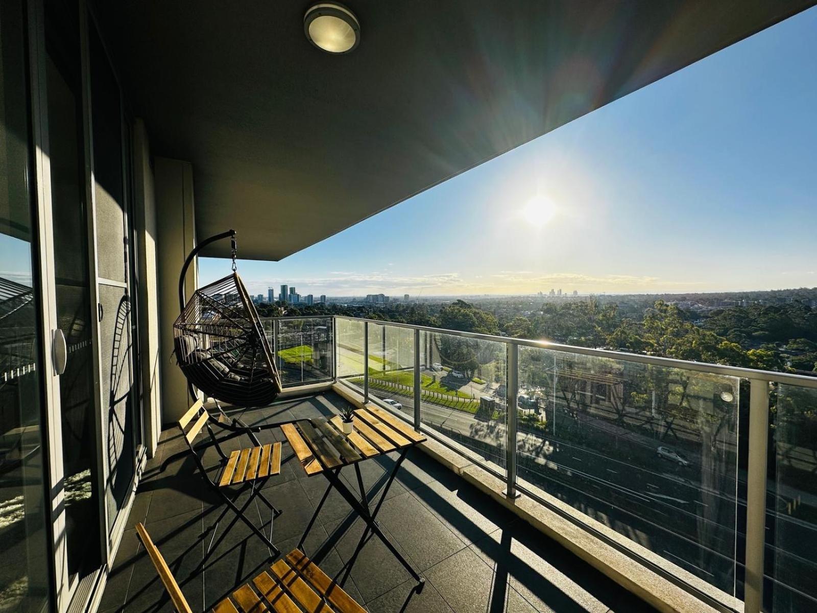 Modern 3-bedroom Apartment, Ryde Nsw 2112