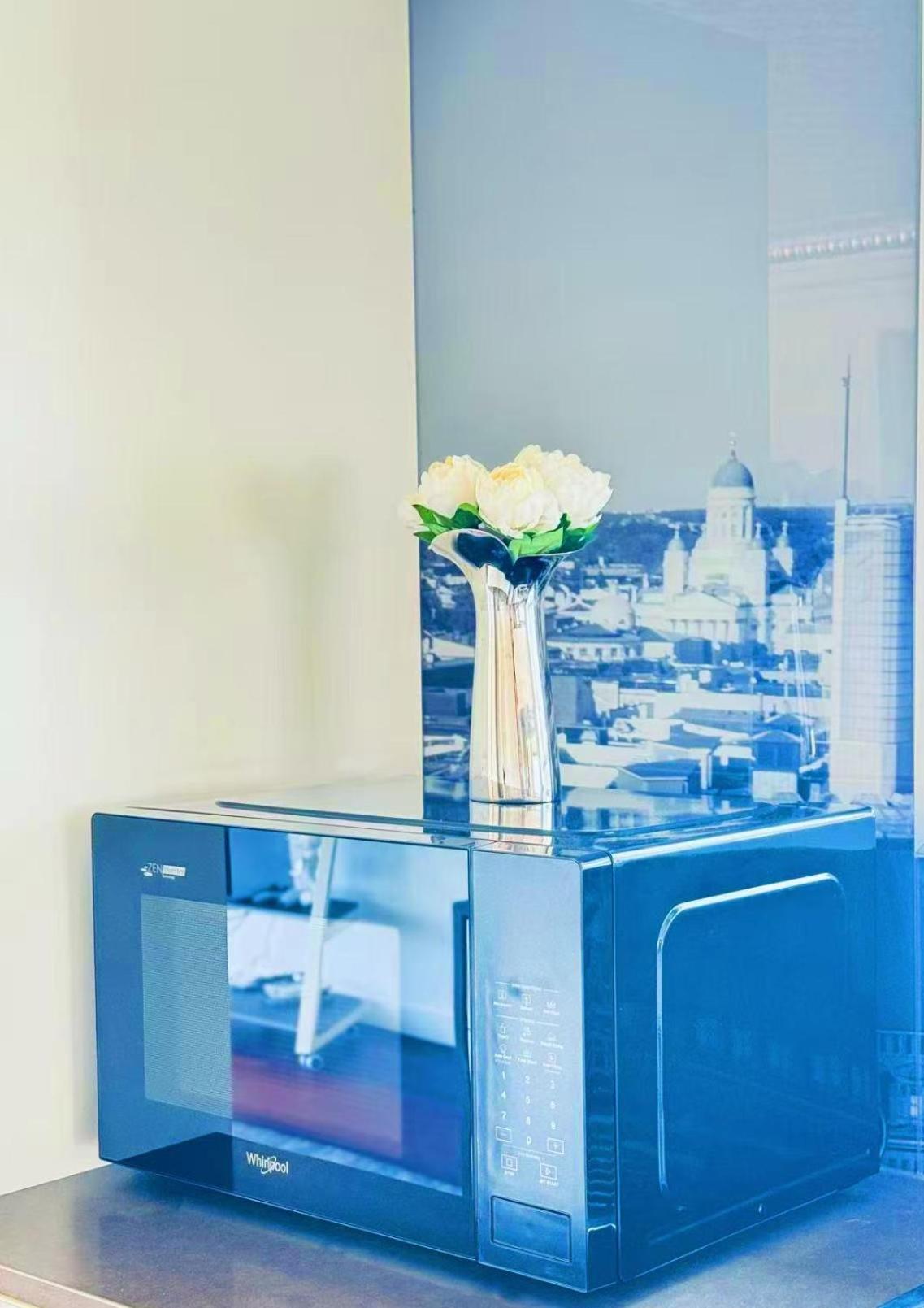 Sydney Harbour And Cbd View Penthouse With Free Parking Sydney