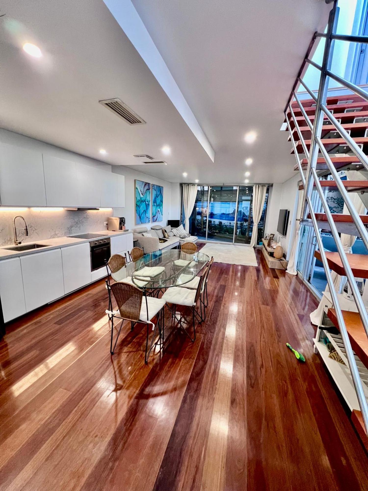 Modern Beachside Suite-just Steps From Bondi * Sydney
