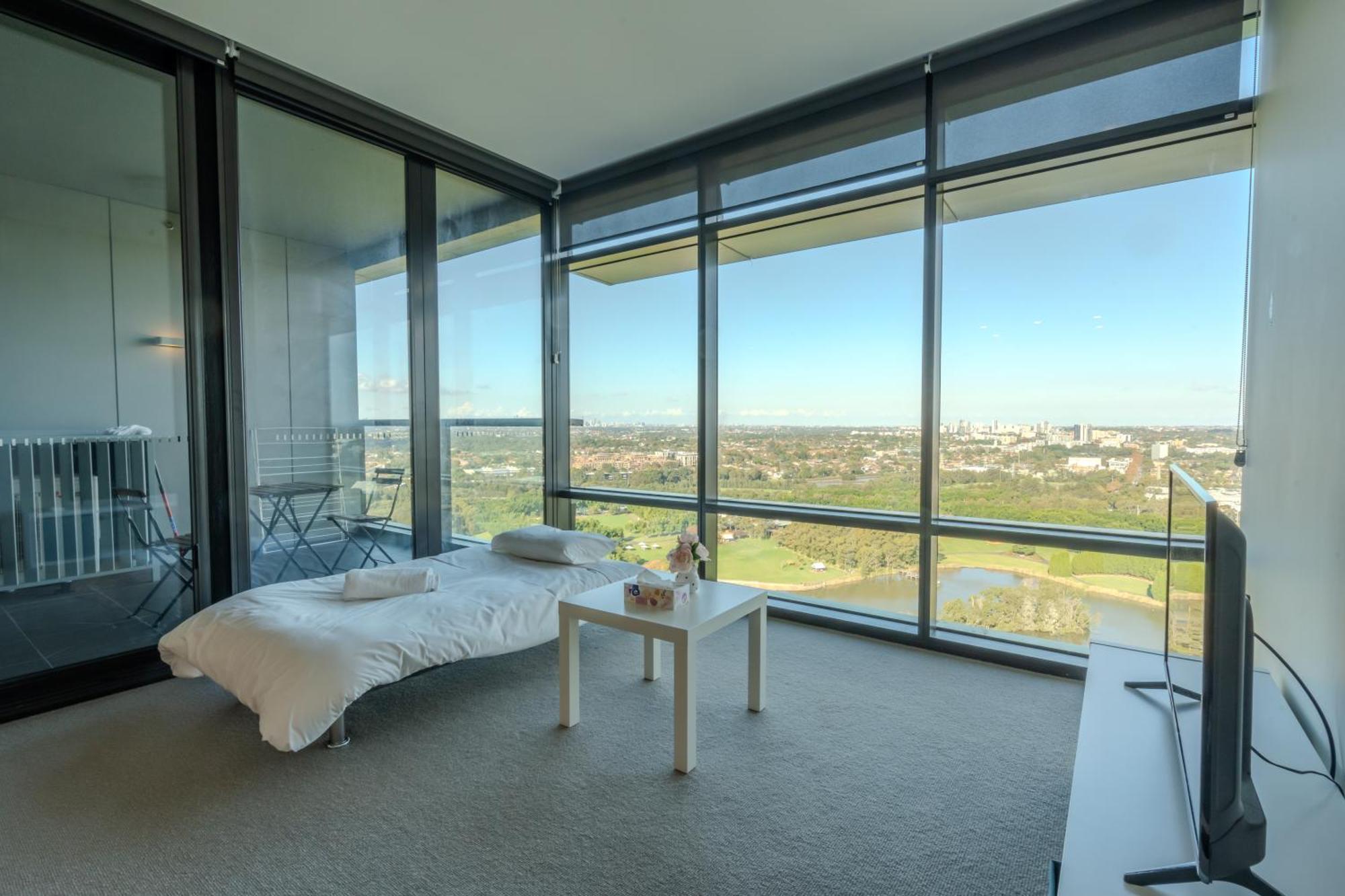 Modern With View At Olympic Park * Sydney