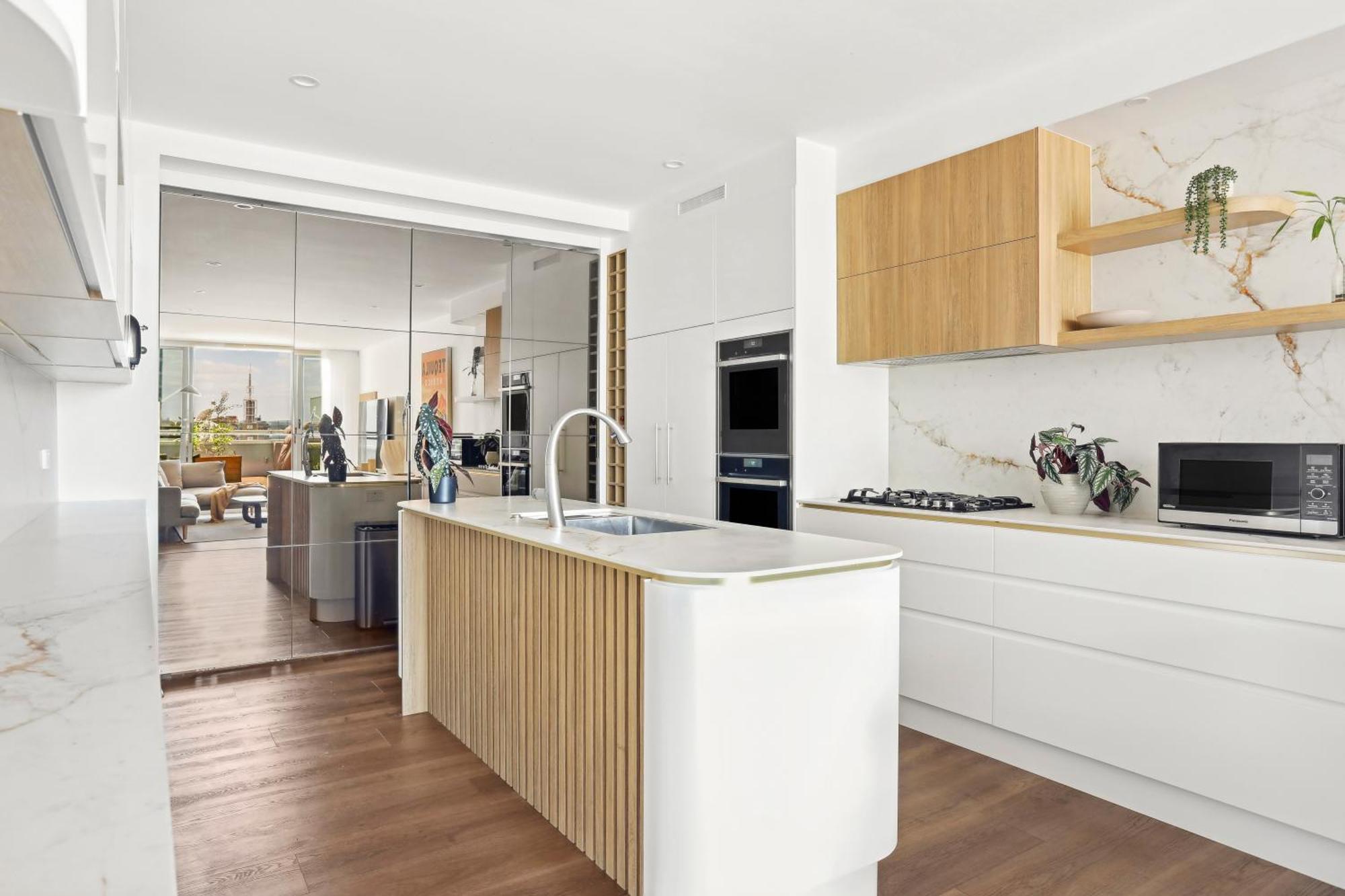 Chippendale Oasis - 3 Bed Penthouse With Terrace Apartment