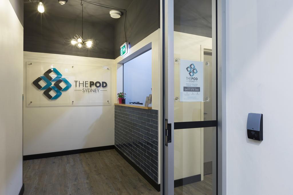 The Pod Capsule hotel 2*