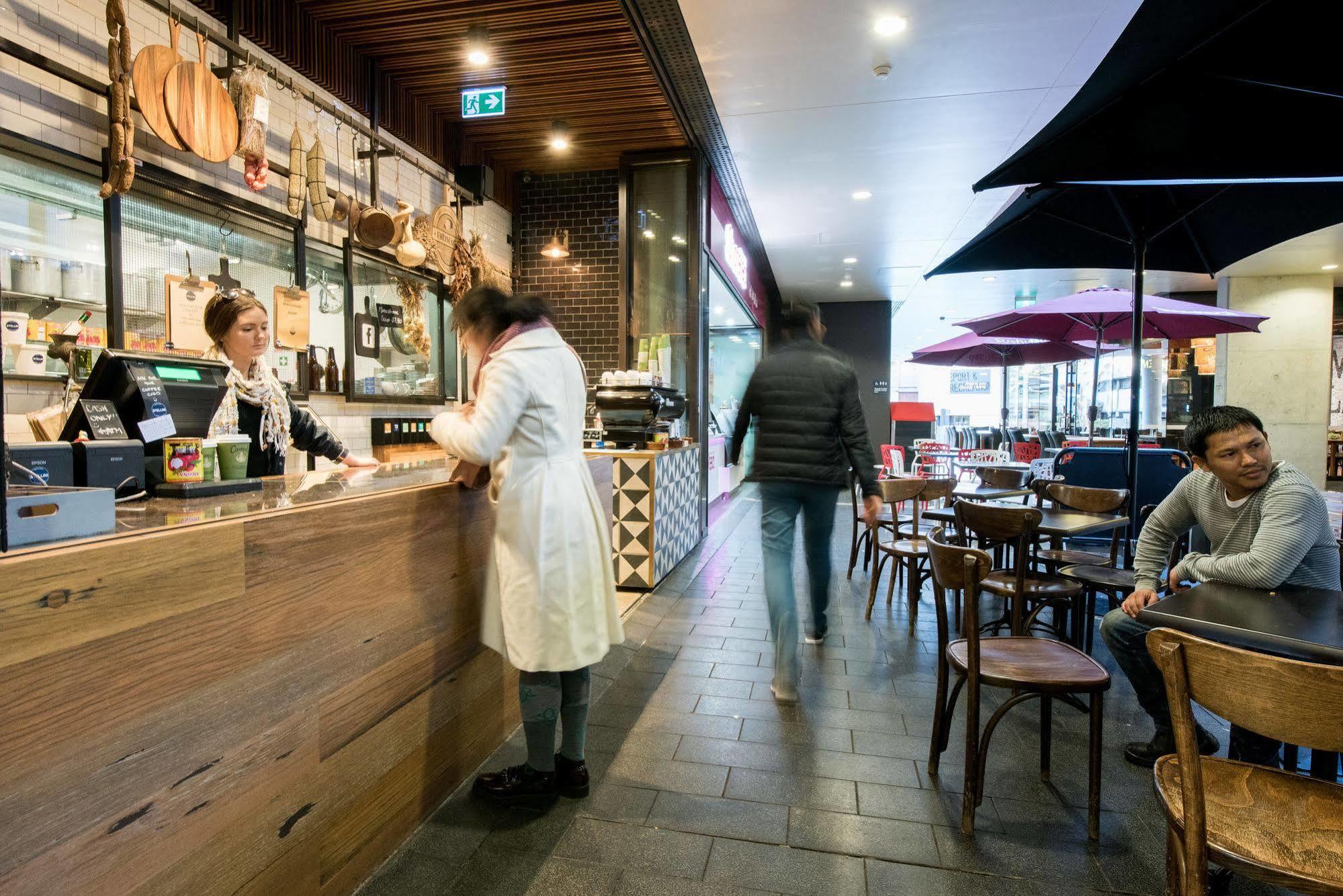 Randwick Space 3* Sydney