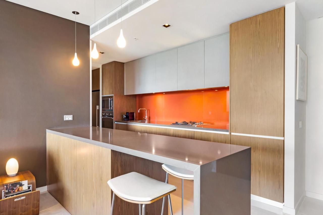 Stylish 1 Bdrm Camperdown - Car Park, Gym & Pool * Sydney