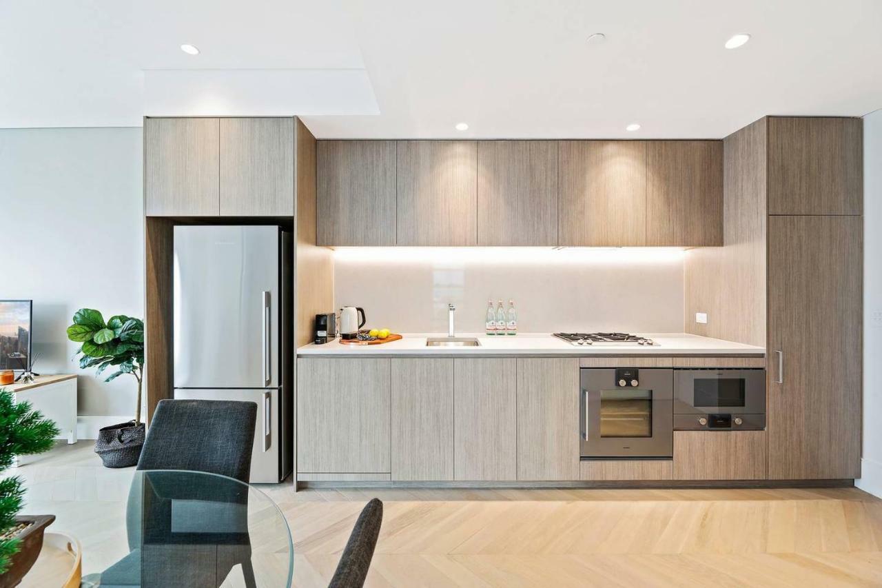 Ultra Modern Brand New Cbd View Apartment Sydney